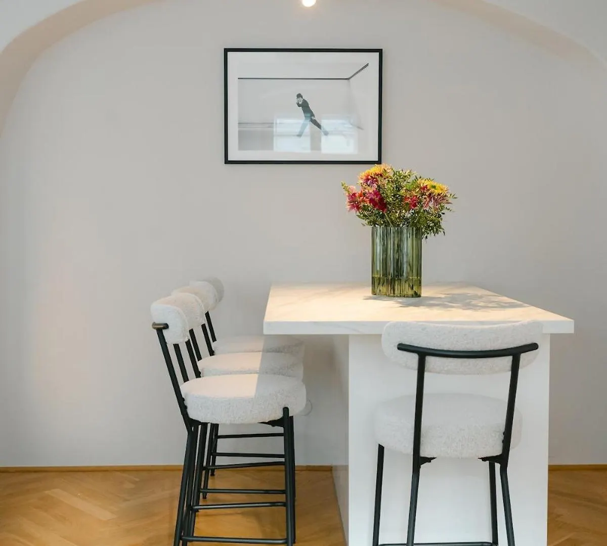 Boutique Apt For 4-6 At Mq Vienna 0*,