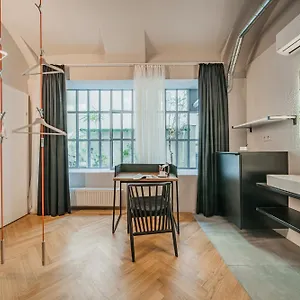  Apartment Easy Flat Living